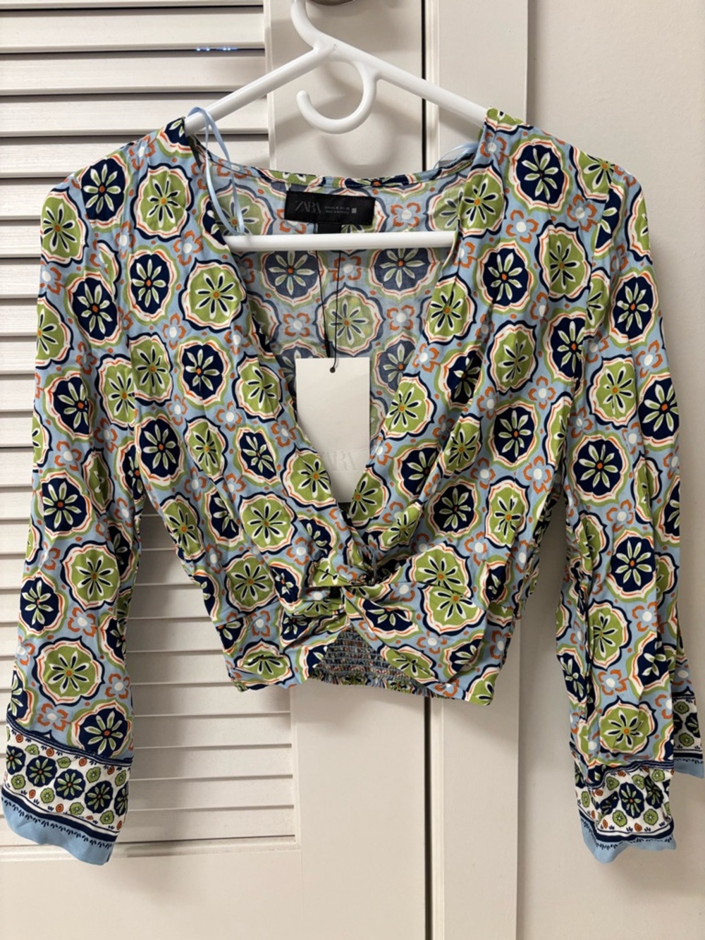 ZARA PRINTED KNOTTED CROP TOP